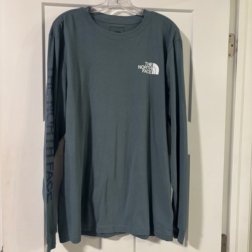 NWOT The North Face Slate Blue Long Sleeve Tee